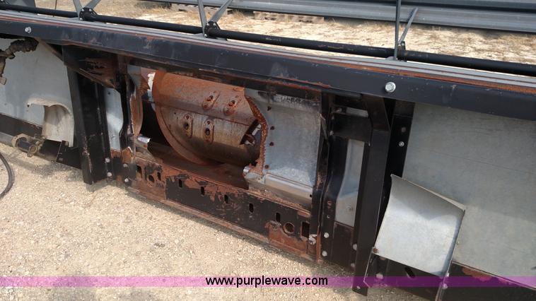 image for item K1138 Gleaner 400 head