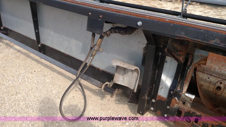 image for item K1138 Gleaner 400 head