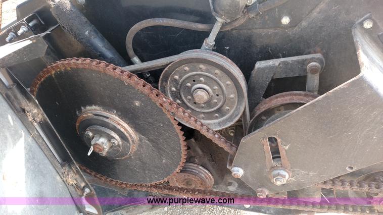 image for item K1138 Gleaner 400 head