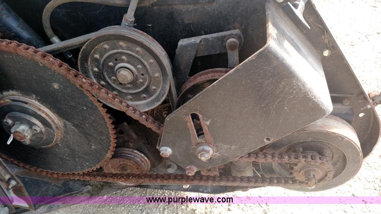 image for item K1138 Gleaner 400 head