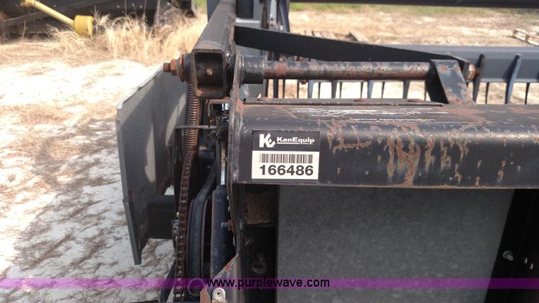 image for item K1138 Gleaner 400 head