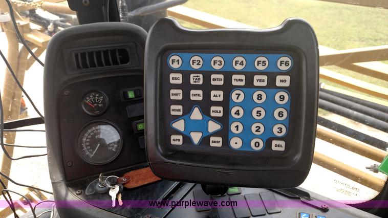 image for item K1144 2000 Ag-Chem RoGator 1254C self-propelled sprayer