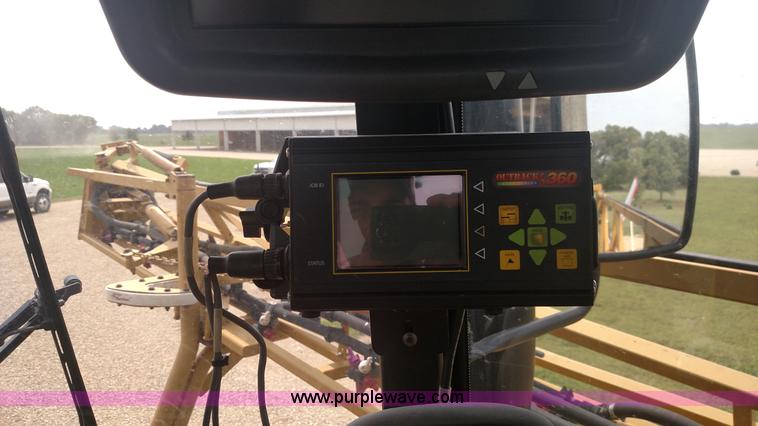 image for item K1144 2000 Ag-Chem RoGator 1254C self-propelled sprayer