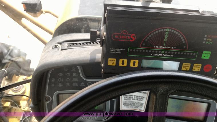 image for item K1144 2000 Ag-Chem RoGator 1254C self-propelled sprayer