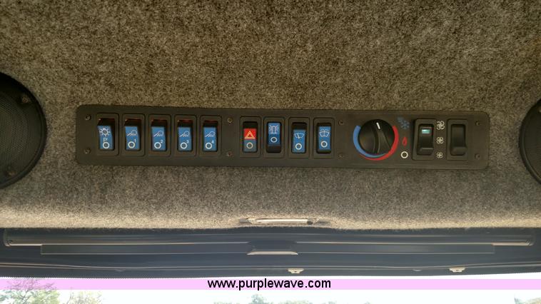 image for item K1144 2000 Ag-Chem RoGator 1254C self-propelled sprayer