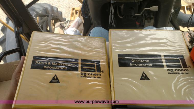 image for item K1144 2000 Ag-Chem RoGator 1254C self-propelled sprayer