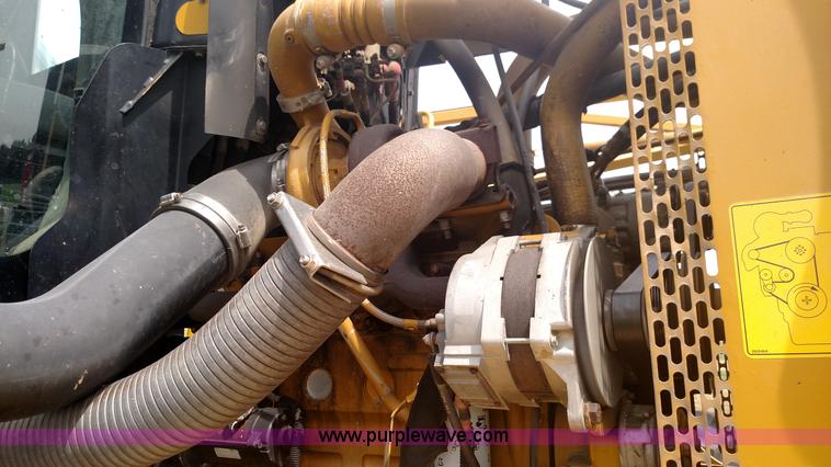 image for item K1144 2000 Ag-Chem RoGator 1254C self-propelled sprayer