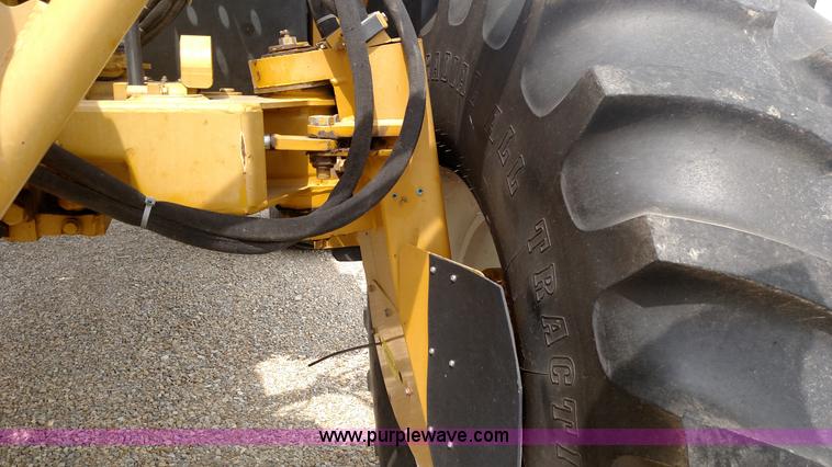 image for item K1144 2000 Ag-Chem RoGator 1254C self-propelled sprayer