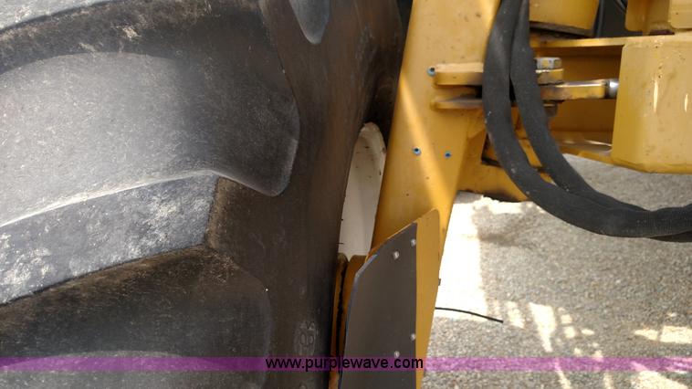 image for item K1144 2000 Ag-Chem RoGator 1254C self-propelled sprayer