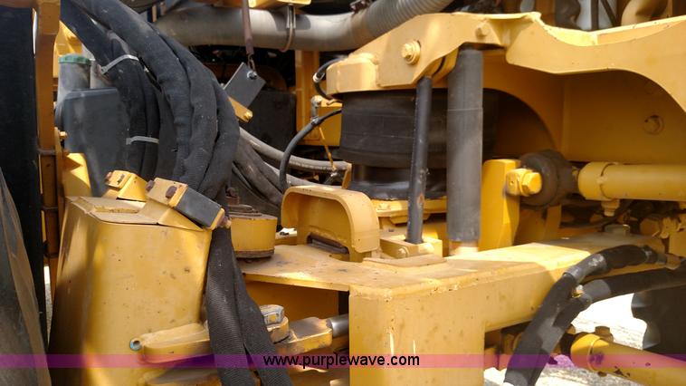 image for item K1144 2000 Ag-Chem RoGator 1254C self-propelled sprayer