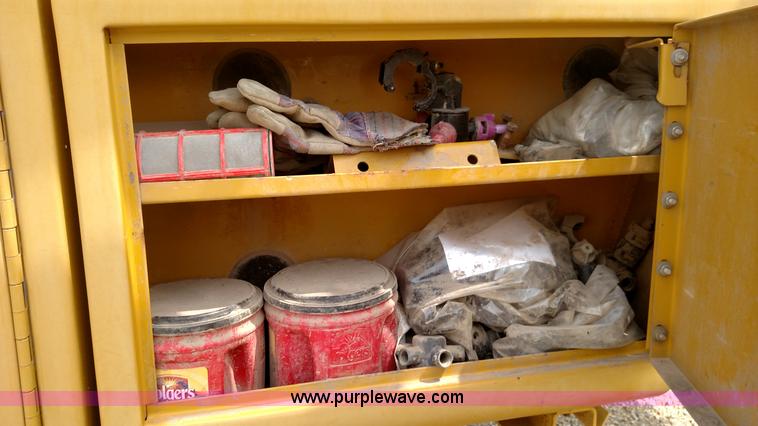 image for item K1144 2000 Ag-Chem RoGator 1254C self-propelled sprayer