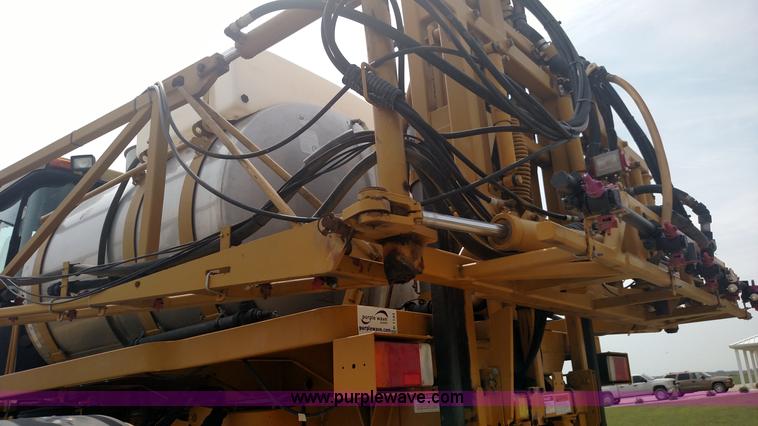 image for item K1144 2000 Ag-Chem RoGator 1254C self-propelled sprayer
