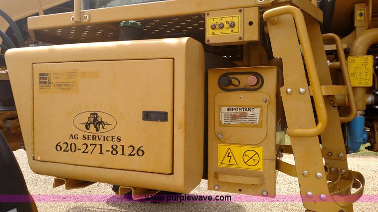 image for item K1144 2000 Ag-Chem RoGator 1254C self-propelled sprayer