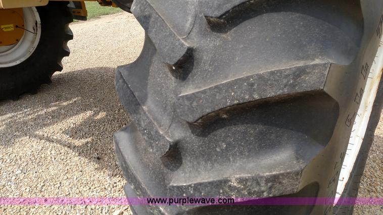 image for item K1144 2000 Ag-Chem RoGator 1254C self-propelled sprayer