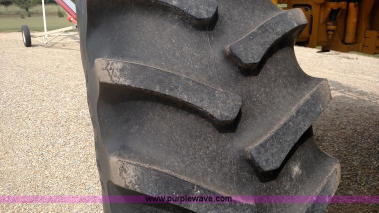 image for item K1144 2000 Ag-Chem RoGator 1254C self-propelled sprayer