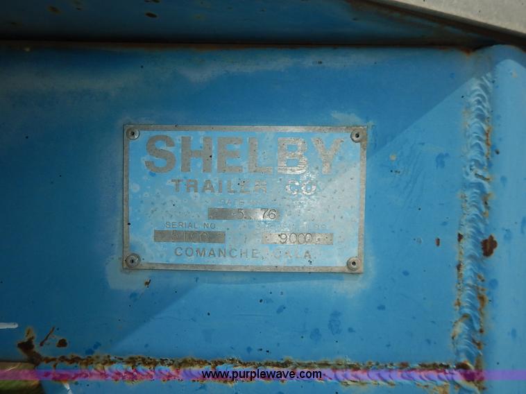 image for item K1615 1976 Shelby gooseneck livestock trailer