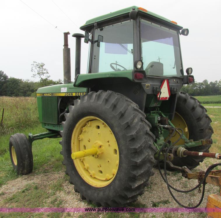 image for item K5165 1980 John Deere 4440 tractor