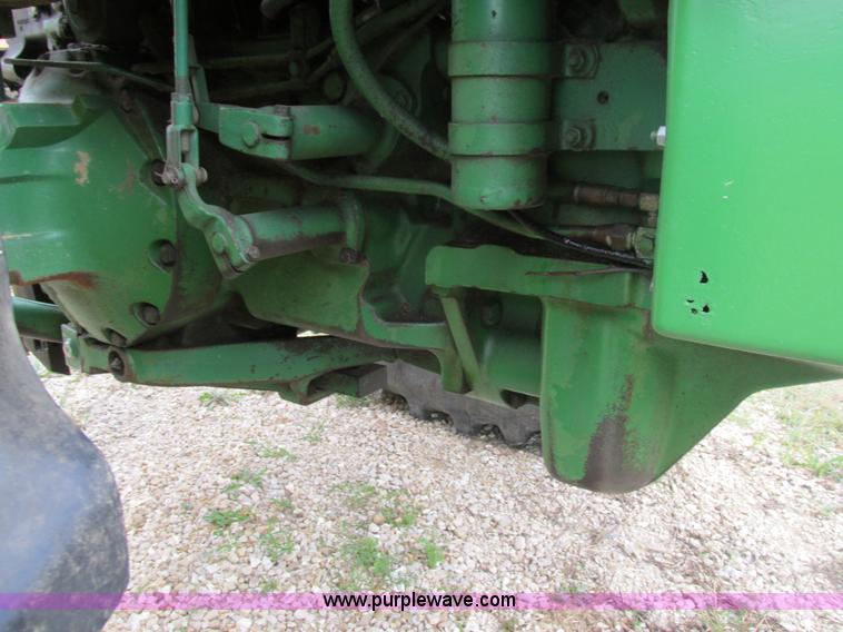 image for item K5165 1980 John Deere 4440 tractor