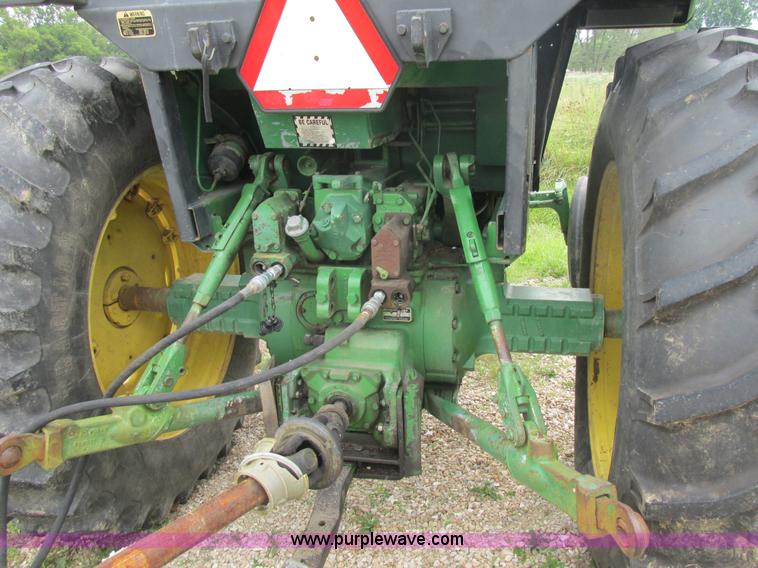 image for item K5165 1980 John Deere 4440 tractor