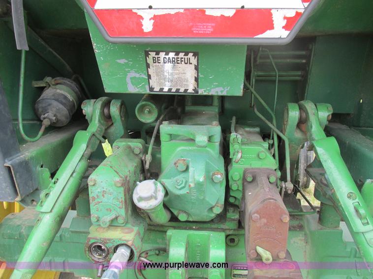 image for item K5165 1980 John Deere 4440 tractor