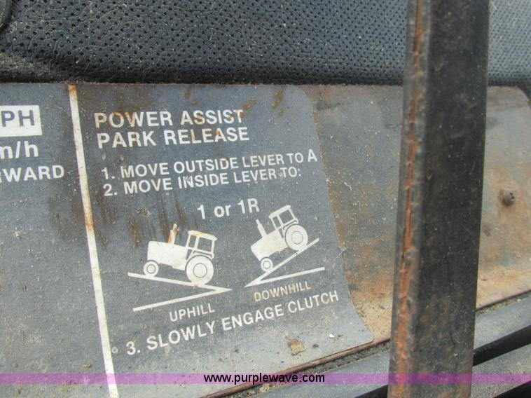 image for item K5165 1980 John Deere 4440 tractor