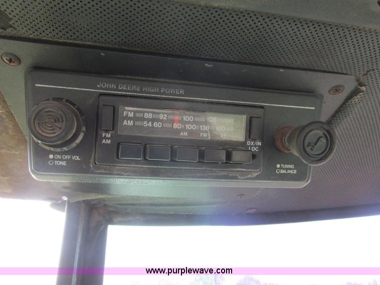 image for item K5165 1980 John Deere 4440 tractor