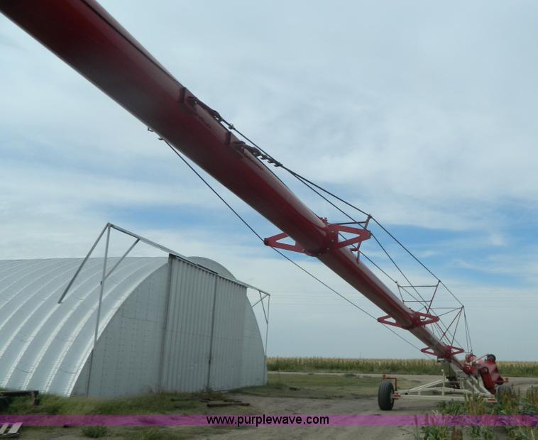 image for item K8179 2011 Farm King Backsaver auger