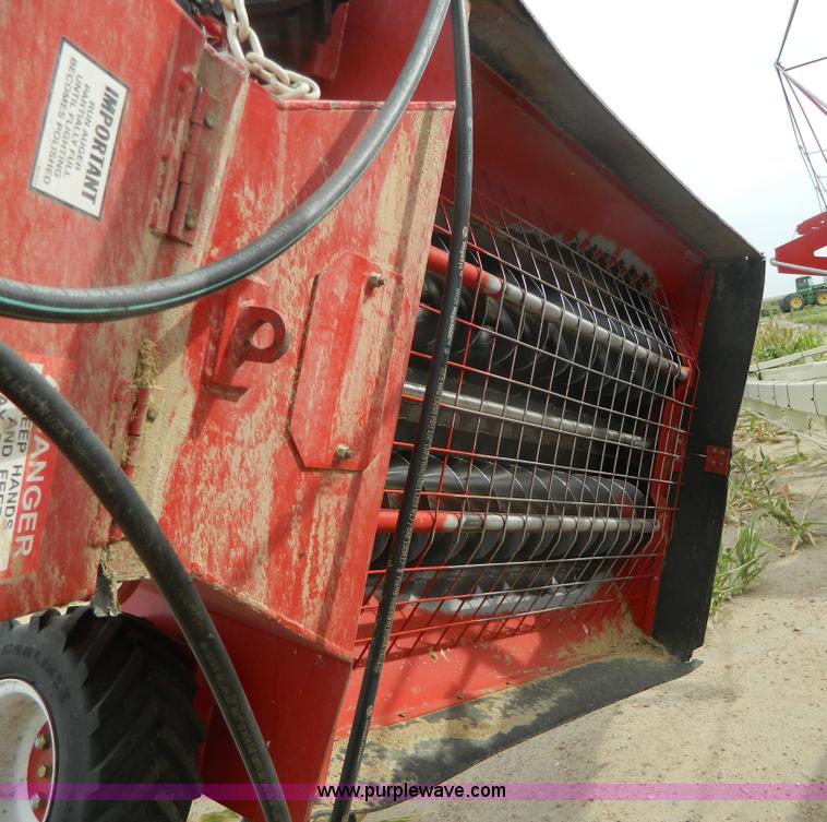 image for item K8179 2011 Farm King Backsaver auger