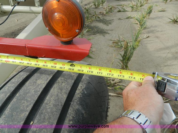 image for item K8179 2011 Farm King Backsaver auger