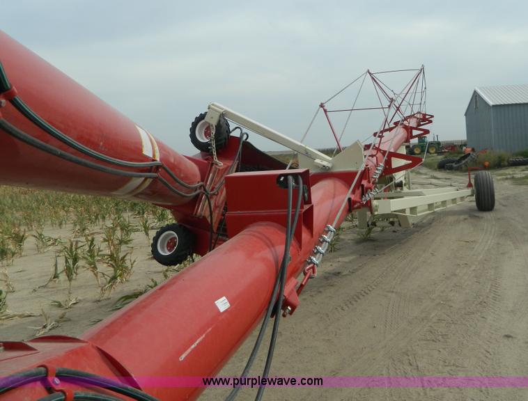 image for item K8179 2011 Farm King Backsaver auger
