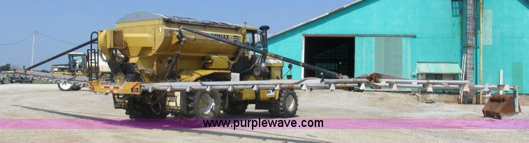 image for item L4016 2002 Ag-Chem TerraGator 8104 self-propelled applicator