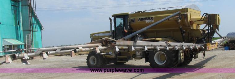 image for item L4016 2002 Ag-Chem TerraGator 8104 self-propelled applicator