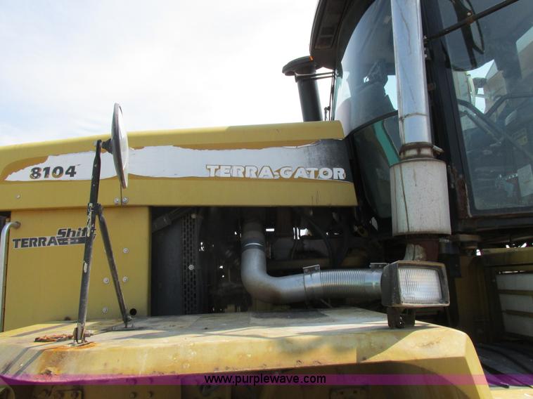 image for item L4016 2002 Ag-Chem TerraGator 8104 self-propelled applicator