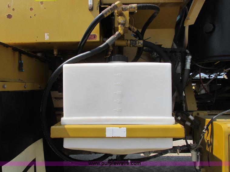 image for item L4016 2002 Ag-Chem TerraGator 8104 self-propelled applicator