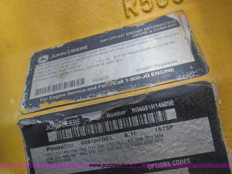 image for item L4016 2002 Ag-Chem TerraGator 8104 self-propelled applicator