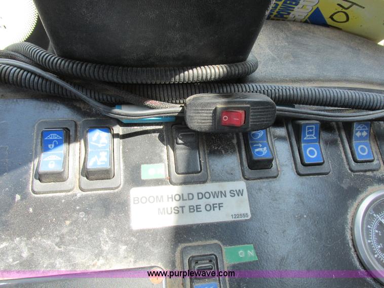 image for item L4016 2002 Ag-Chem TerraGator 8104 self-propelled applicator