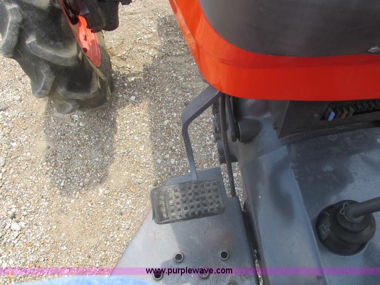 image for item L4034 Kubota M5400 MFWD tractor