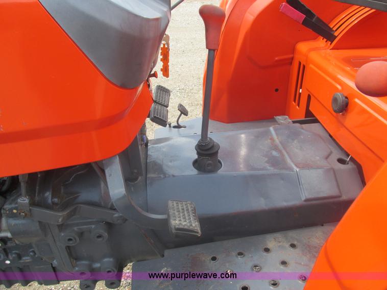 image for item L4034 Kubota M5400 MFWD tractor