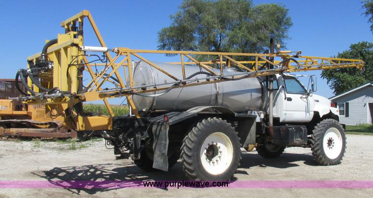 image for item L4051 1994 GMC TopKick applicator truck