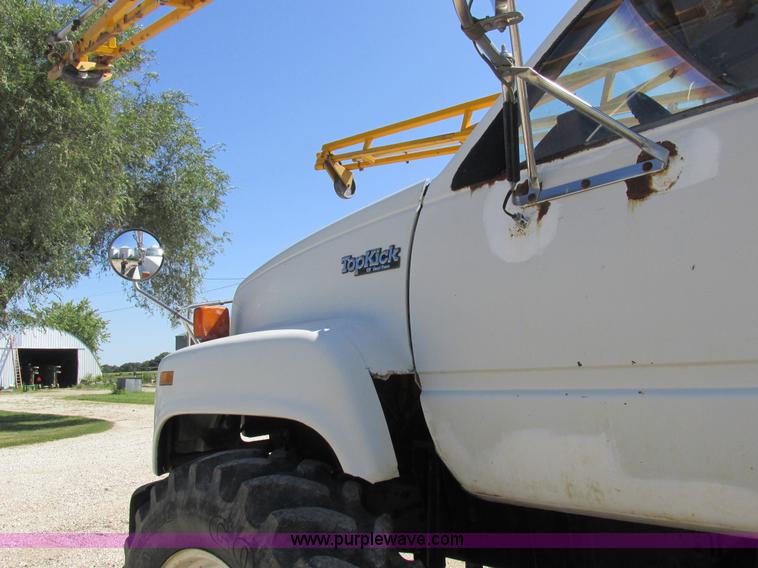 image for item L4051 1994 GMC TopKick applicator truck