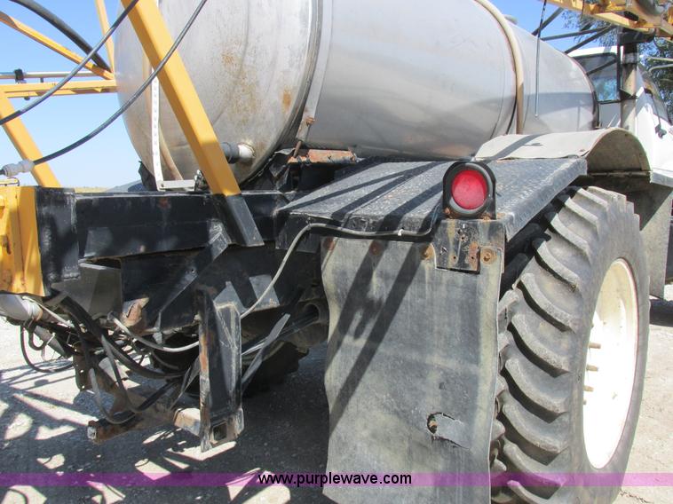 image for item L4051 1994 GMC TopKick applicator truck