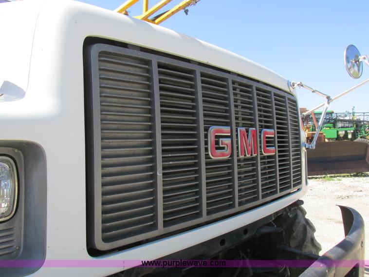 image for item L4051 1994 GMC TopKick applicator truck