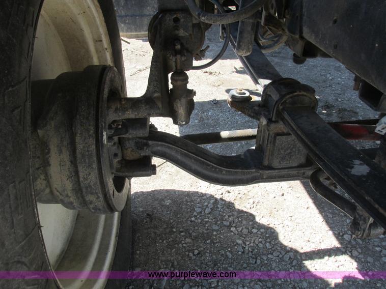 image for item L4051 1994 GMC TopKick applicator truck