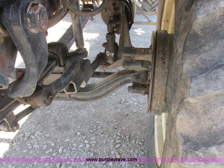 image for item L4051 1994 GMC TopKick applicator truck
