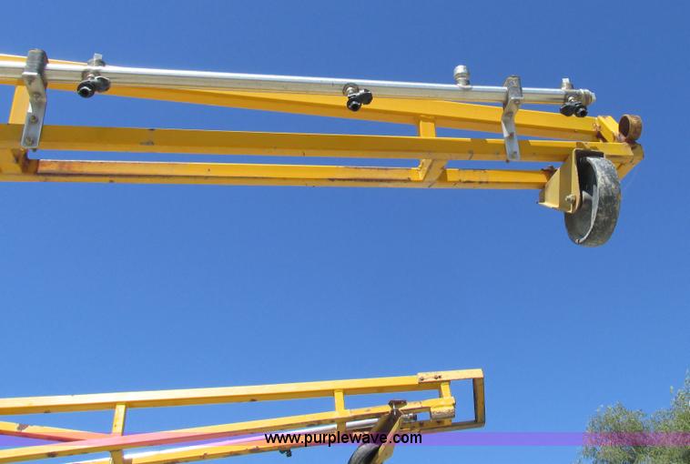 image for item L4051 1994 GMC TopKick applicator truck