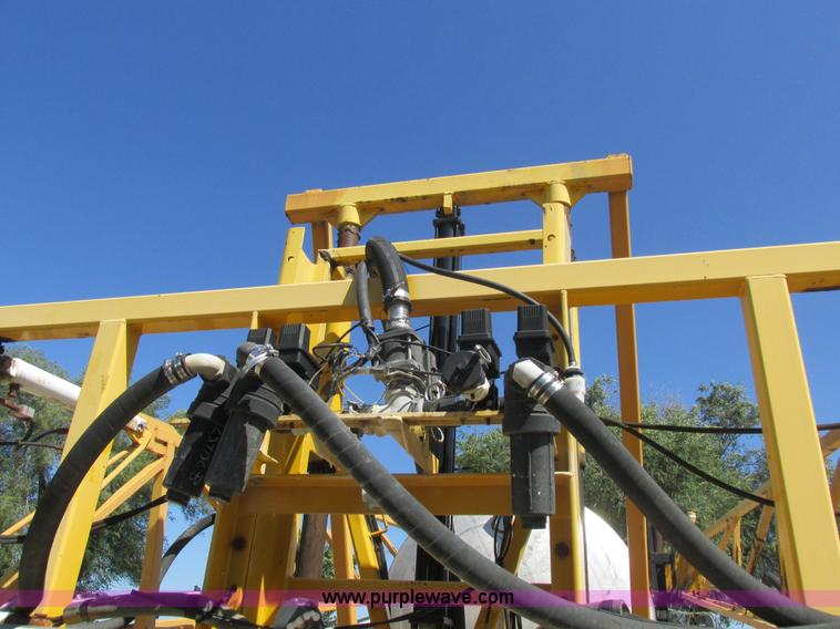 image for item L4051 1994 GMC TopKick applicator truck