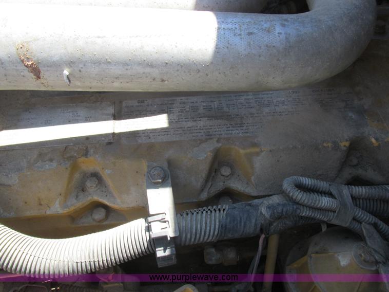 image for item L4051 1994 GMC TopKick applicator truck