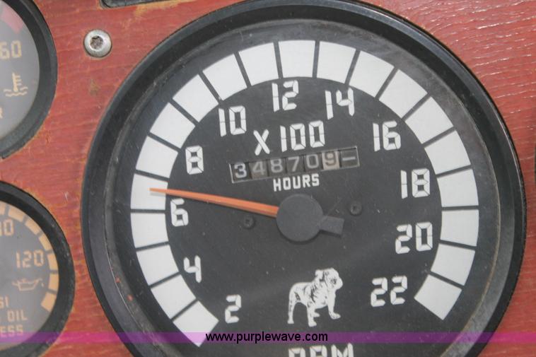 image for item L4369 1994 Mack CH613 semi truck