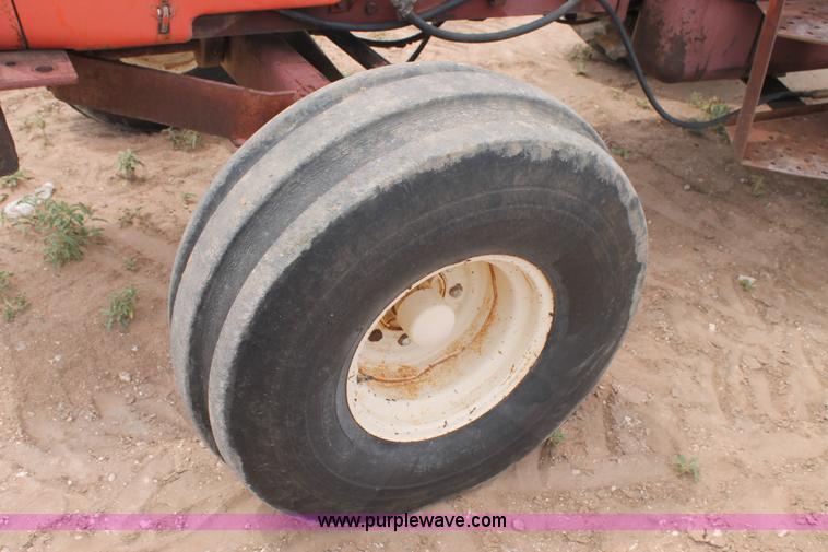 image for item L4403 Allis Chalmers 7060 tractor