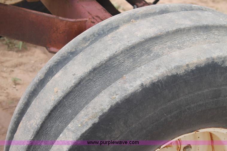 image for item L4403 Allis Chalmers 7060 tractor